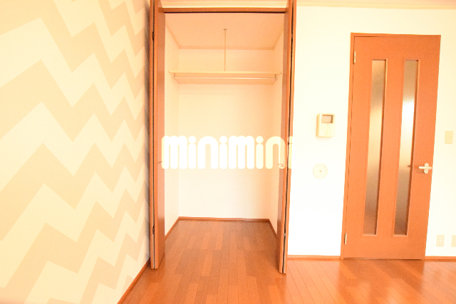 収納　※他の部屋の写真になります
