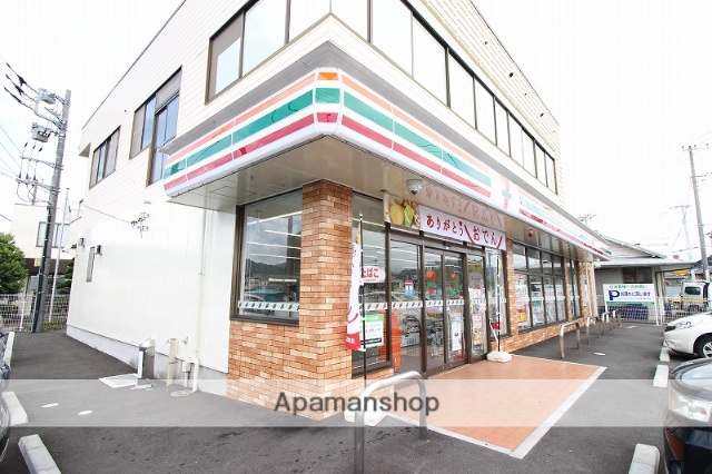 コンビニ　セブンイレブン（コンビニ）まで941m