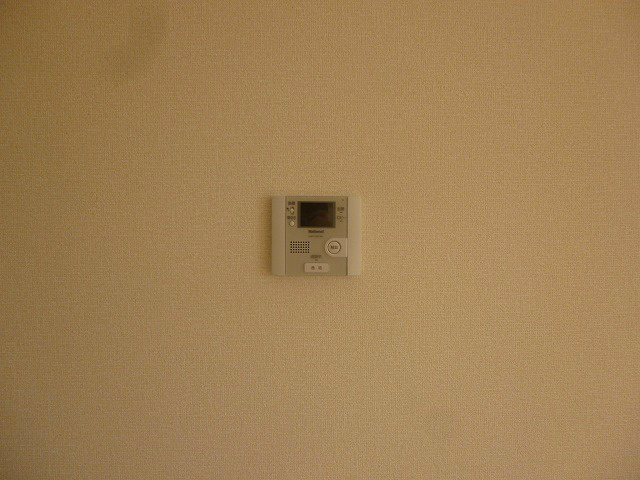 セキュリティ　写真は201号室です（参考）