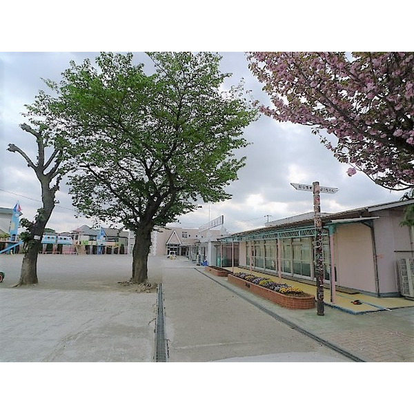 幼稚園・保育園　成増幼稚園（幼稚園・保育園）まで734m