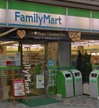 コンビニ　ファミリーマート東京医科大学前店（コンビニ）まで118m
