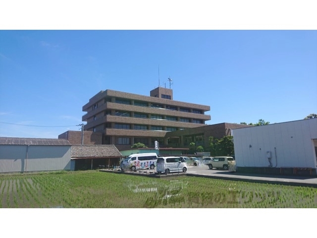 役所　葛城市役所（役所）まで2400m