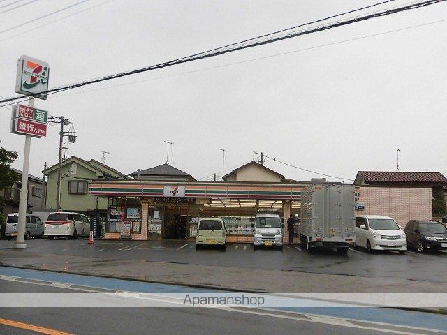 コンビニ　セブンイレブン（コンビニ）まで1256m