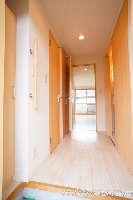 玄関　玄関からのお部屋です。