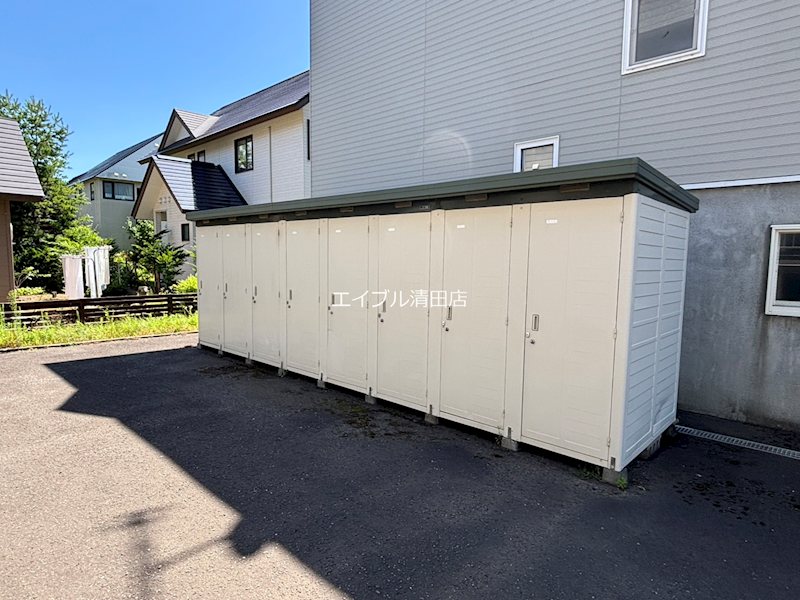 その他