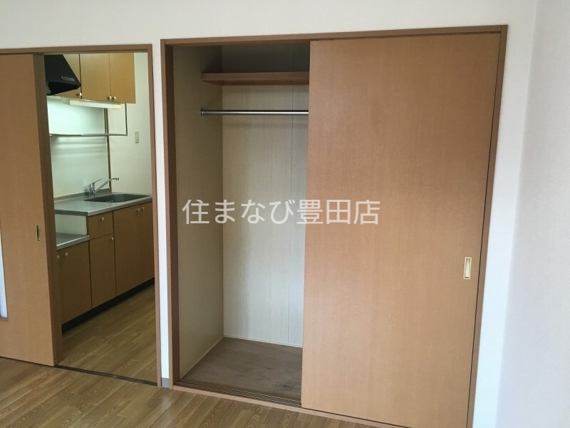 収納　同型別部屋写真