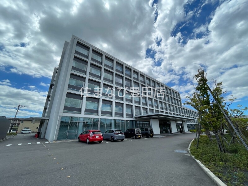 病院　医療法人豊田会高浜豊田病院（病院）まで2147m