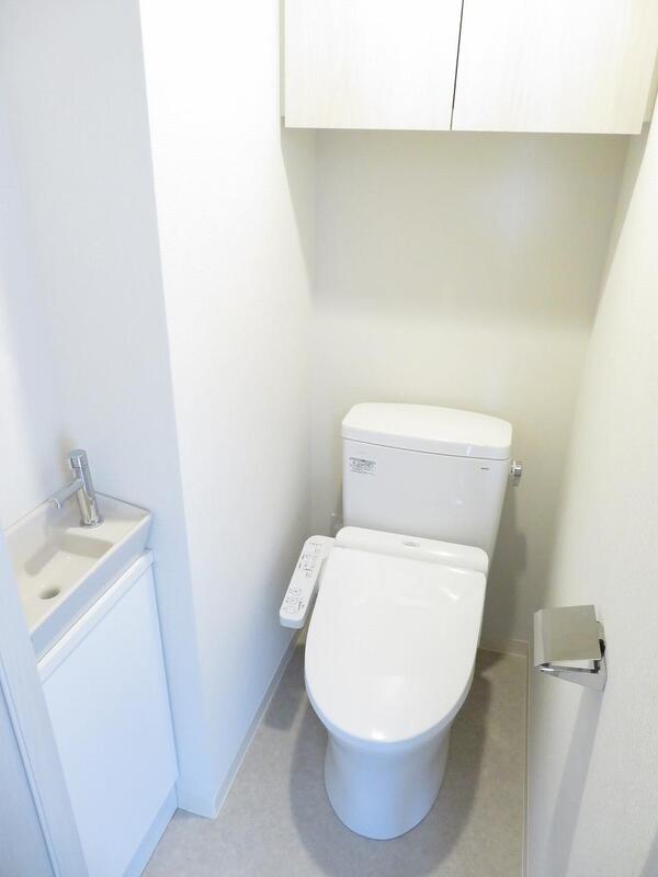 トイレ　清潔感のあるトイレです