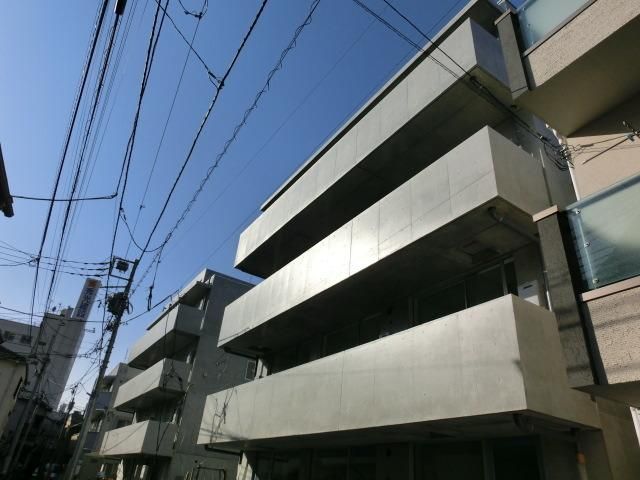 エントランス　★デザイナーズ物件★
