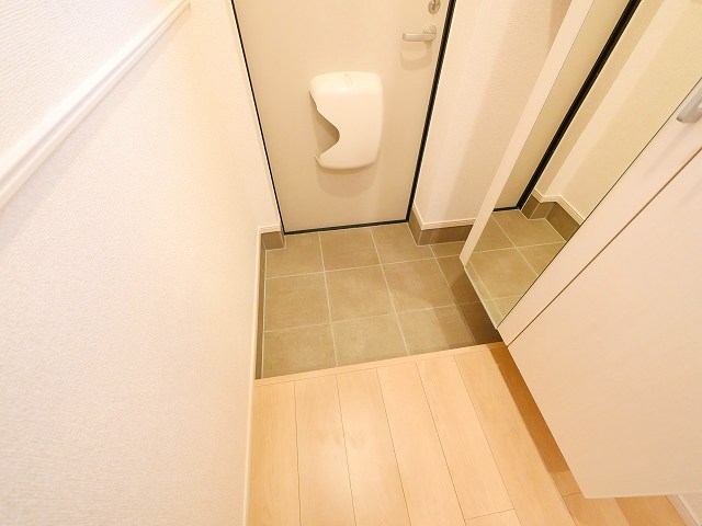 玄関　明るい玄関です