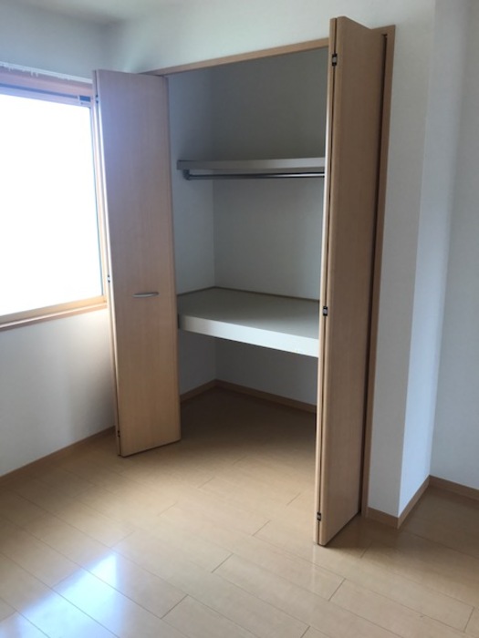 収納　※室内画像は別号室のもの