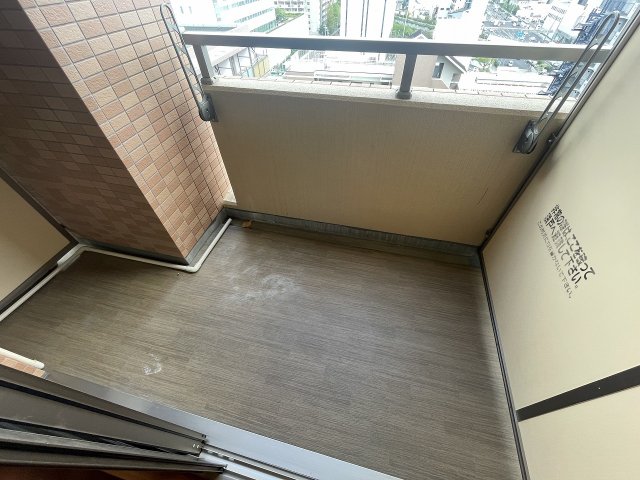 バルコニー　外からの目が気にならないバルコニーで洗濯物が干せます