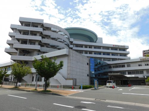 病院　神戸赤十字病院（病院）まで670m
