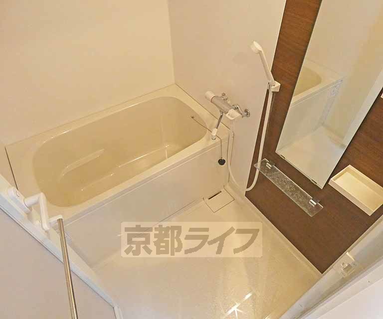 バス・シャワールーム　浴室です。