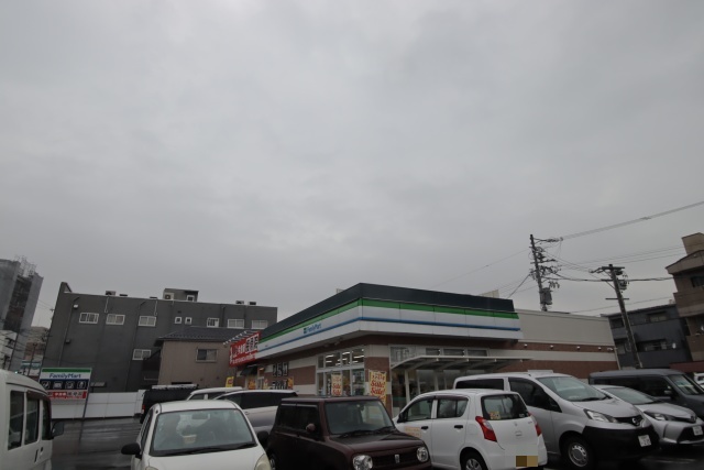 コンビニ　ファミリーマート 千種今池南店（コンビニ）まで100m