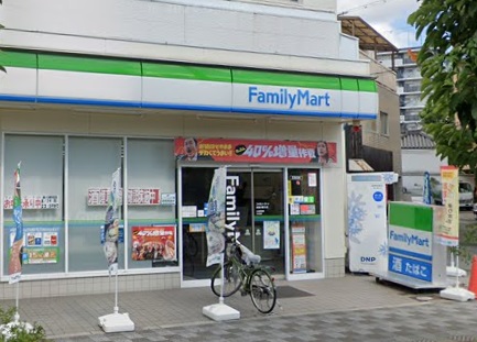 コンビニ　ファミリーマート 東淀川駅北店（コンビニ）まで253m