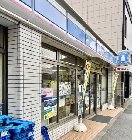 コンビニ　ローソン 新馬場南口店（コンビニ）まで404m