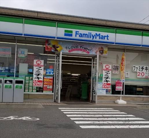 コンビニ　ファミリーマート海老名上河内店（コンビニ）まで677m