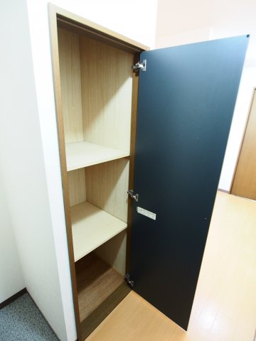 収納　シューズボックス