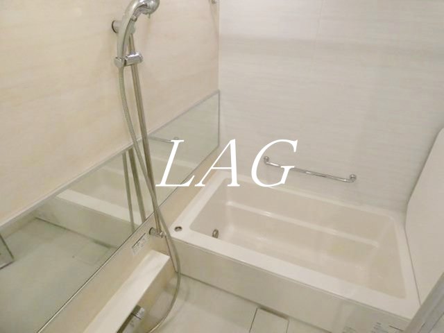 バス・シャワールーム　お風呂です。
