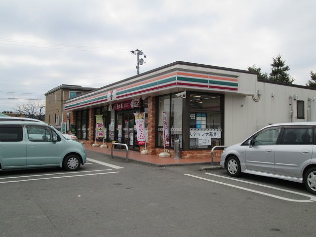 コンビニ　セブンイレブン高岡郵便局前店（コンビニ）まで950m
