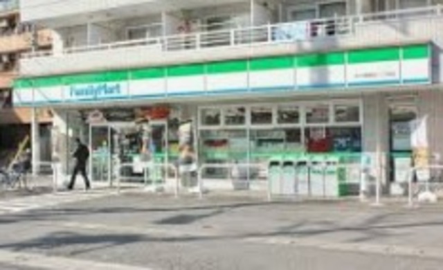コンビニ　ファミリーマート市川湊新田二丁目店（コンビニ）まで316m