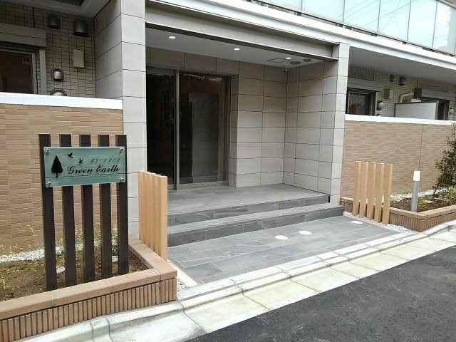 エントランス　エントランス