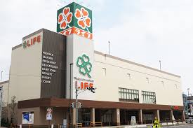 スーパー　ライフ 渋谷東店（スーパー）まで382m