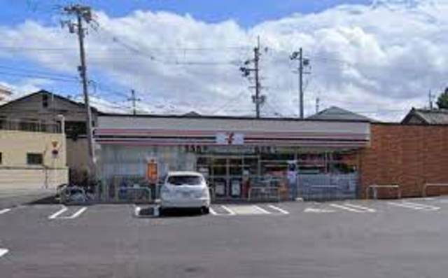 コンビニ　セブンイレブン東大阪金岡4丁目店（コンビニ）まで525m