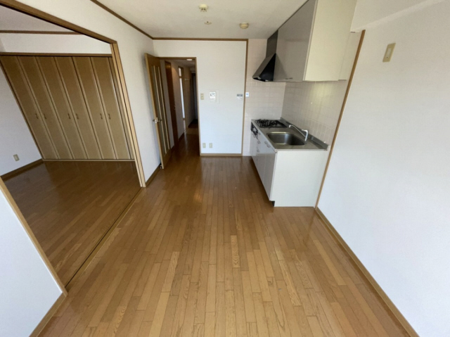 居室・リビング　写真は同マンションの別のお部屋のものです