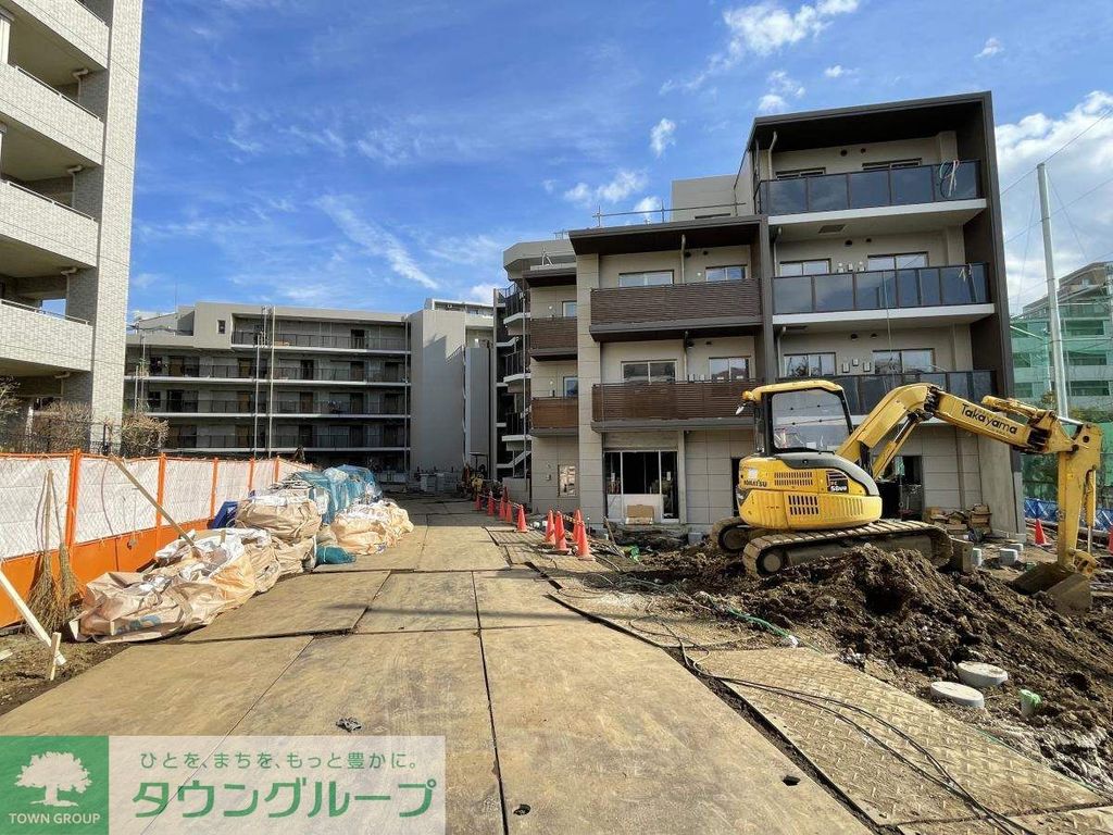 エントランス　建築中