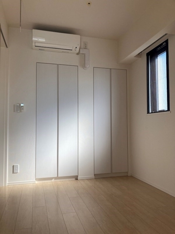 その他部屋・スペース　広々とした洋室です