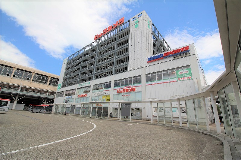 ホームセンター　ビックカメラ新潟店（ホームセンター）まで175m