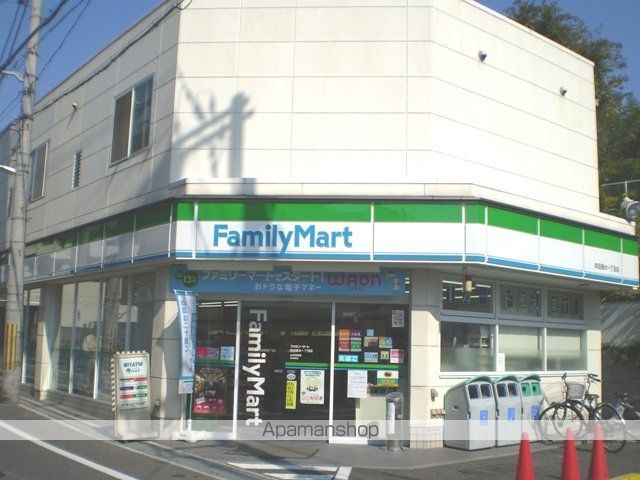 コンビニ　ファミリーマート（コンビニ）まで374m