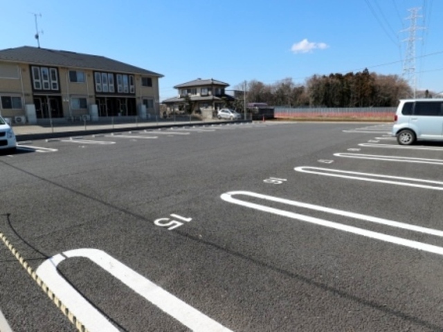 駐車場　駐車場