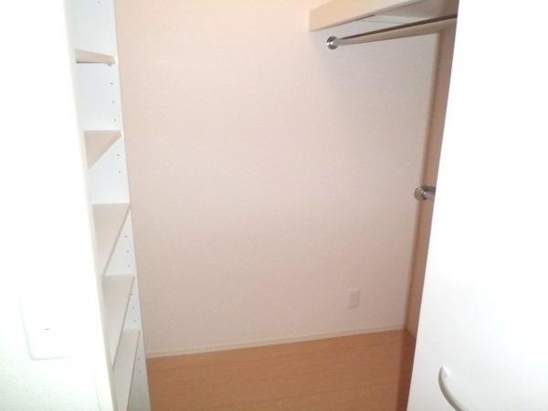 収納　大容量ウォークインクローゼット！