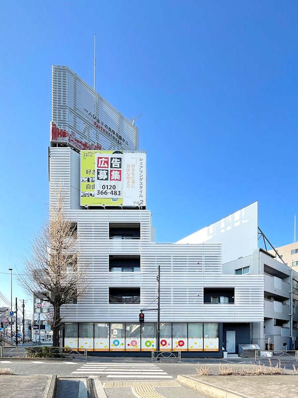 建物外観　RC(鉄筋コンクリート)構造 6階建て 14戸