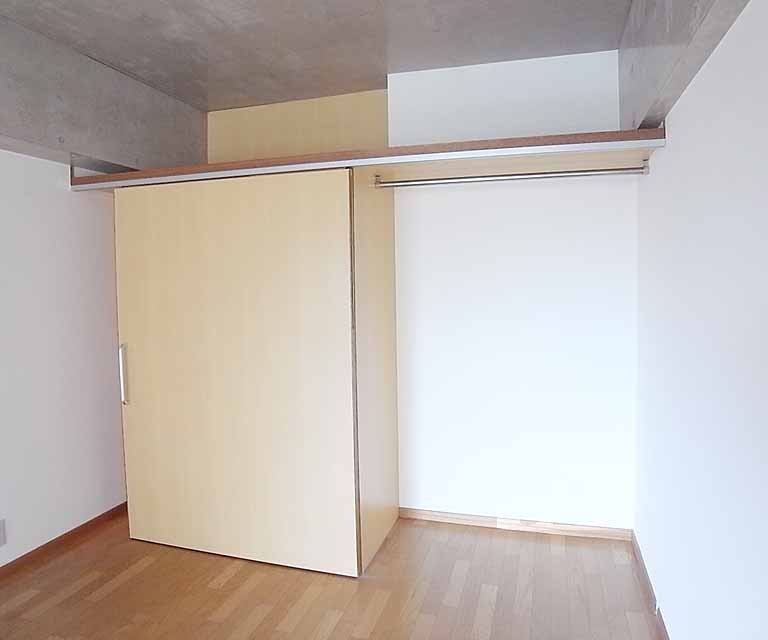 収納　収納上部にも置けます！
