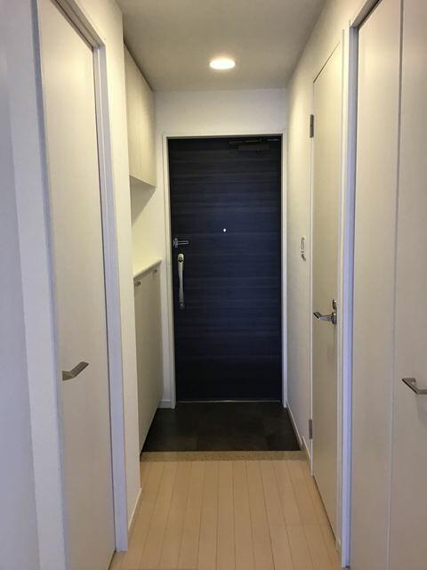 玄関　玄関ドアも重厚感あります