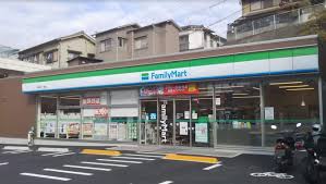 コンビニ　ファミリーマート 呉清水一丁目店（コンビニ）まで445m