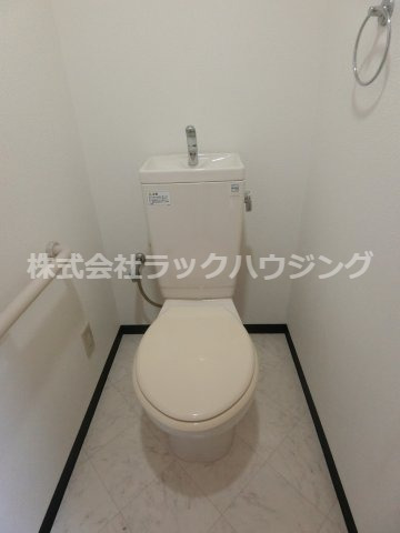 トイレ　【お部屋さがしはラックハウジングにお問合せ下さいませ♪】 現