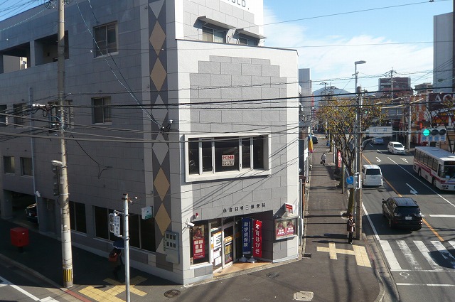 郵便局　小倉日明三郵便局（郵便局）まで470m