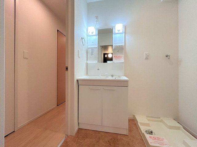洗面設備　忙しい朝には欠かせない洗面所です