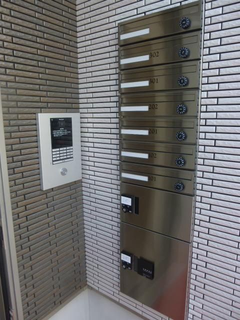 エントランス　毎日通るエントランスはこのようになっています