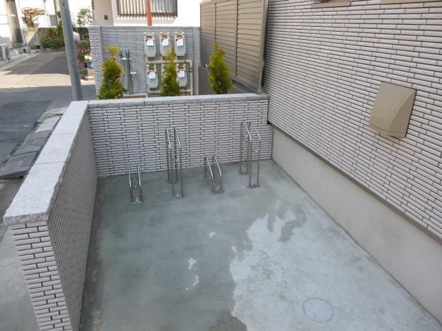 駐車場　駐輪場です