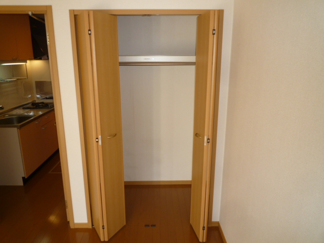 収納　奥行ワイド　クローゼット付