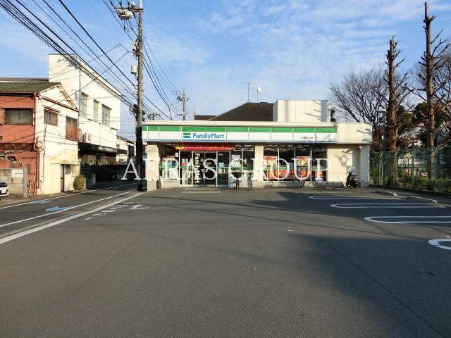 コンビニ　ファミリーマート大森西四丁目店（コンビニ）まで102m