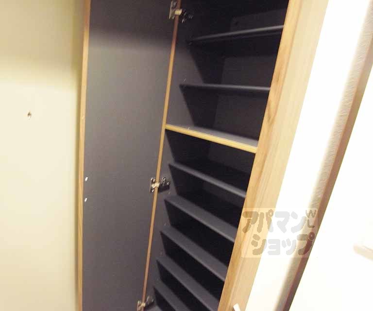 収納　たくさんの靴を収納できます。