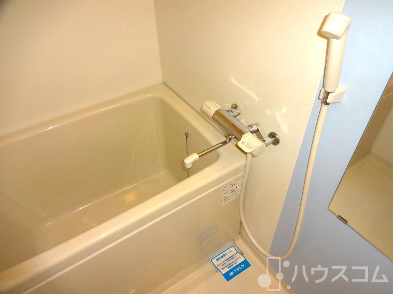 バス・シャワールーム　お風呂とトイレは別です。