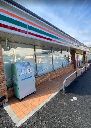 コンビニ　セブンイレブン（コンビニ）まで1430m